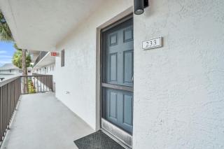 Deluxe Condo with Lake Views - 3