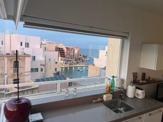 Cherry Penthouse in Spinola Bay - St. Julianʼs - 2
