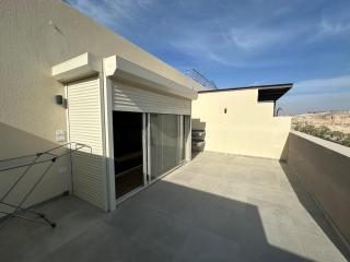 Prime cozy modern villa - Abū Rawwāsh - 8