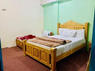 GB Moon Hotel - - 0