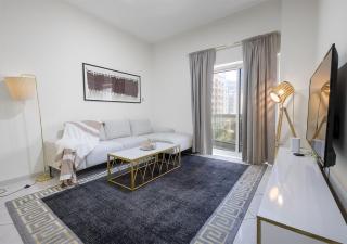 Big Size Studio Next to Marina Walk - Near Metro - 8