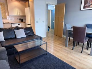 London Luxury Holiday Home B - 3