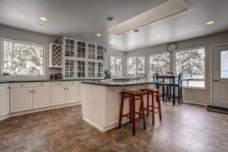 4BR 3 and half Bath with Spa Whirlpool and Playground for 14 guests - Coeur d'Alene - 8