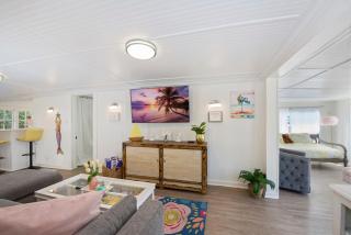 Bikinis & Martinis by Sun Palace Vacations - Fort Myers Beach - 2