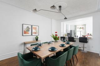 Luxurious Old Montreal Parking Patio 10 Guests - 7