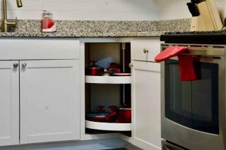 King Size Comfort and Space with Big Backyard Near Airport - Riverdale - 7