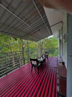 Manaam Resort - Kakkadampoyil - 3