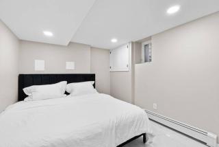 Epic Spa & Play Retreat NYC EWR Sleeps 30 - Bayonne - 5