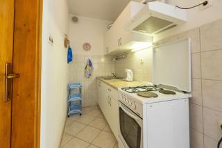 Apartment Perka - Vrboska - 7