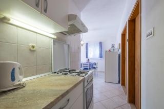 Apartment Perka - Vrboska - 1