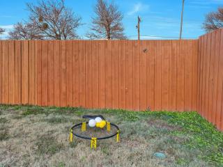 Heated Pool and Hot Tub - Game Room - Near Lakes - Rowlett - 5