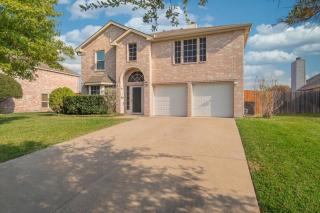 Heated Pool and Hot Tub - Game Room - Near Lakes - Rowlett - 4