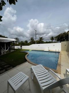 Casa em Guarajuba com piscina a 20M da praia - Camacari - 0