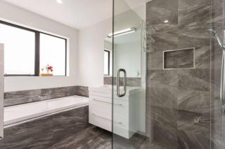 Family-Friendly Home in Wigram with Style & Space - Christchurch - 5