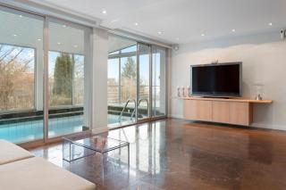 Spectacular Villa - Pool, Sauna & Magical Lake View - 7