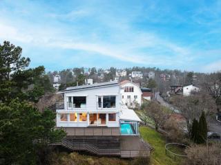 Spectacular Villa - Pool, Sauna & Magical Lake View - Lidingö - 2