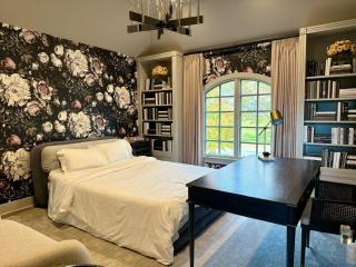 8Room Bespoke Estate, Near, NYC MetLife Dream Mall - 4