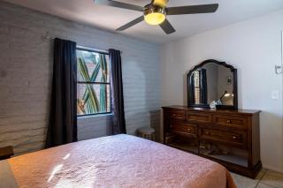 Msg for 5percent off 2Bed1and a half Bath KingQueenBeds CondoPHX - 6