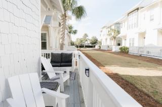 Arcade Bar Prominence Resort Pool and Gym Access Close to Beach Sea Happy - Watersound Beach - 9
