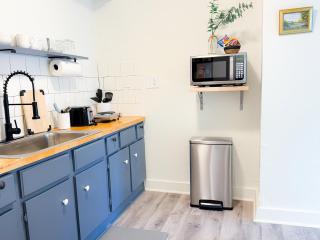 Chic 2br Retreat Near Paseo #31b - Oklahoma City - 0