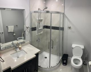 F2 Comfy Private Room in city square one - Mississauga - 7