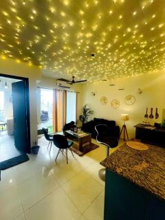 Oasis-Luxury studio Apartment - Noida - 0