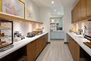 Staybridge Suites Omaha 80th and Dodge by IHG - Omaha - 1