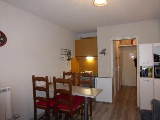Studio confortable 4 couchages avec balcon et parking au Sauze - FR-1-804-34 - Le Sauze - 8