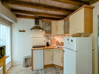 Maison indépendante avec terrasse et parking privatif - FR-1-591-719 - 8