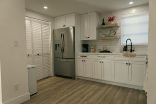 Sweet Homey in Miami, Pool, Backyard - South Miami Heights - 2
