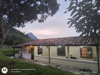Hostal y coworking rural GalloFino VVV - - 0