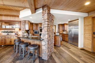 Experience Lakefront Living at Waters Edge Big Bear Lake - Big Bear Lake - 3