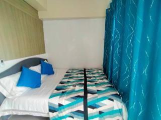 SMDC Breeze Residences in front of PICC and StarCity Near MOA and Airport Manila bay and City view - Manila - 2