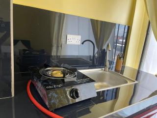 1BDM Aptmt Free Wifi,TV, NETFLIX,FRIDGE,KITCHEN-busy area - 2