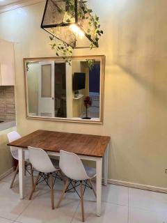 Modern Country Inspired home with High-speed Wifi - Bantug - 3