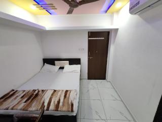 Krishna Homestay - Garudeshwar - 3