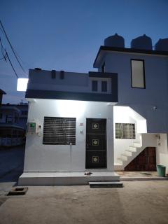 Krishna Homestay - Garudeshwar - 2