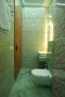 Deep Palace Inn - Mathura - 5