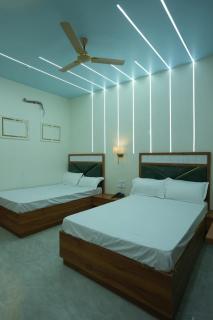 Deep Palace Inn - Mathura - 7