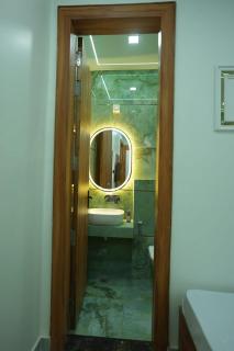 Deep Palace Inn - Mathura - 4