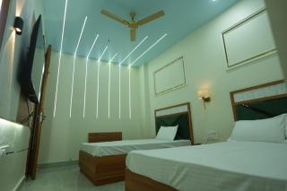 Deep Palace Inn - Mathura - 2