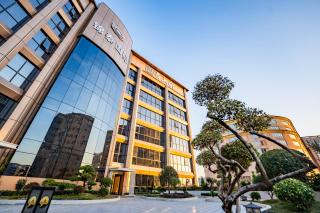 Echarm International Hotel Guangzhou Baiyun International Airport Qingbu Metro Branch - Free Deliver Service to Guangzhou Baiyun International Airport & Free Deliver Service to Canton Fair Complex During Canton Fair Period - Canton - 7