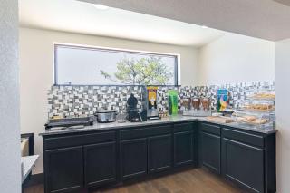 Quality Inn Amarillo I-40 East - Amarillo - 3