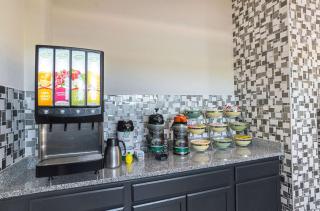 Quality Inn Amarillo I-40 East - 2