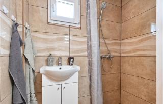 Cozy Home In Breznicki Hum - 3