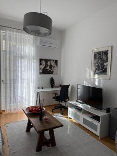 Superb Studio with 40 sqm Terrace in the Greens of Buda City Centre - Budapest - 3