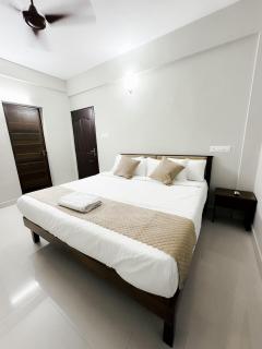 White House Apartments - Kochi - 5