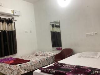 Shivay Guest House - 4