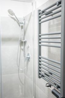 Metro Yellow SuitE - Milan - 8