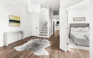 Beach Walk Inn - 2